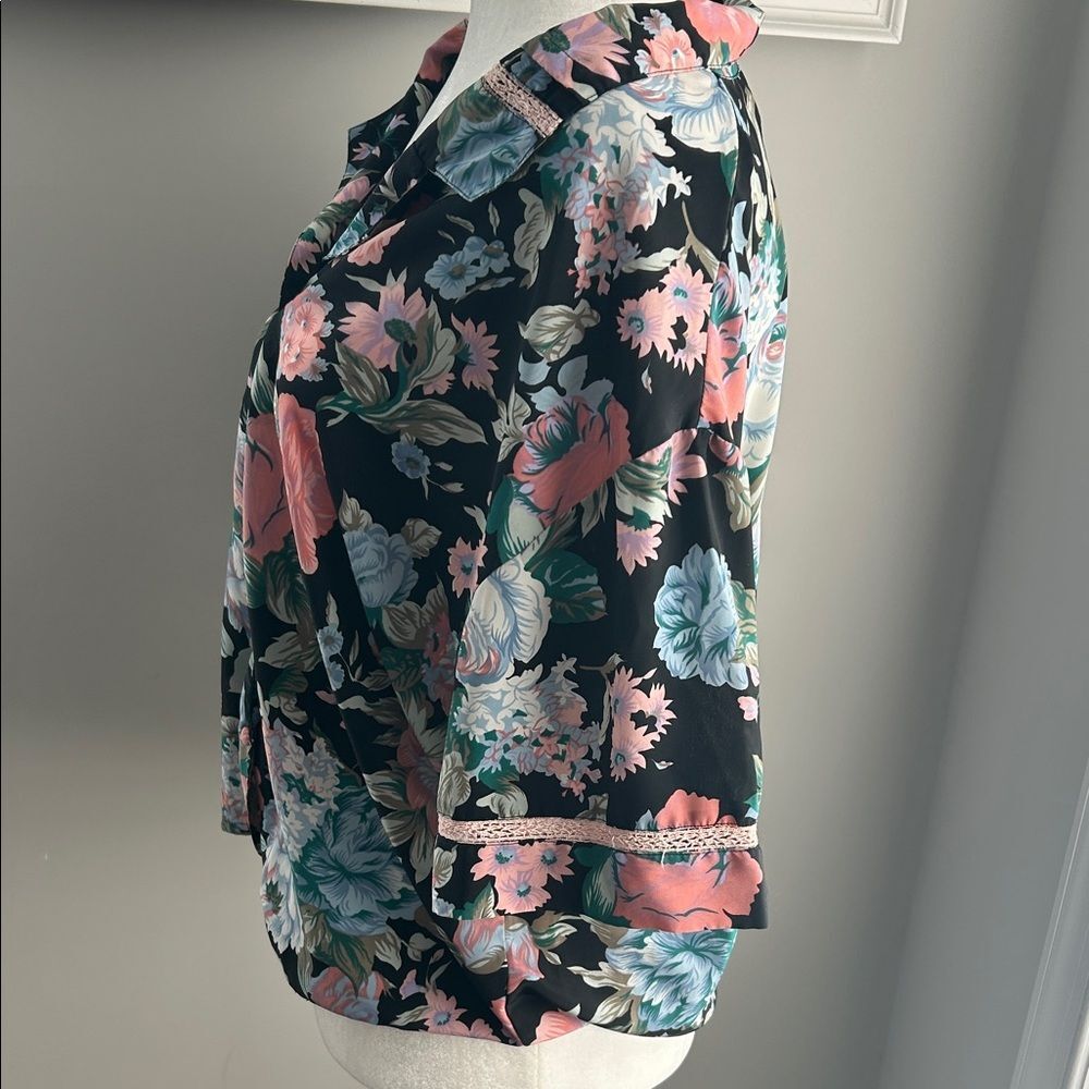 Victoria's Secret Vintage Gold Label Black and Pink Floral Pajama Top - Picture 9 of 13